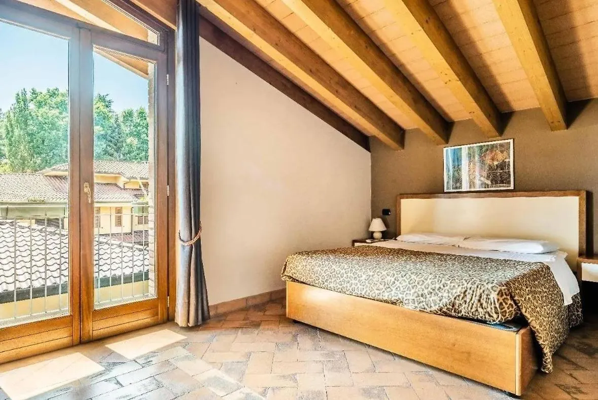 גביראטה La Folaga B&B
